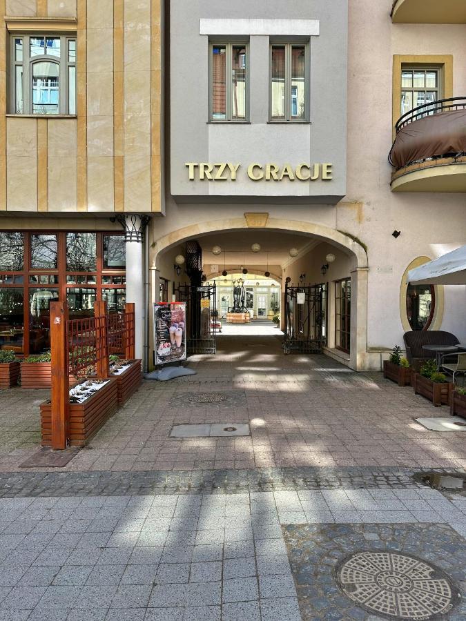 Azja, Sopot Monte Cassino, Balkon, Parking Luaran gambar